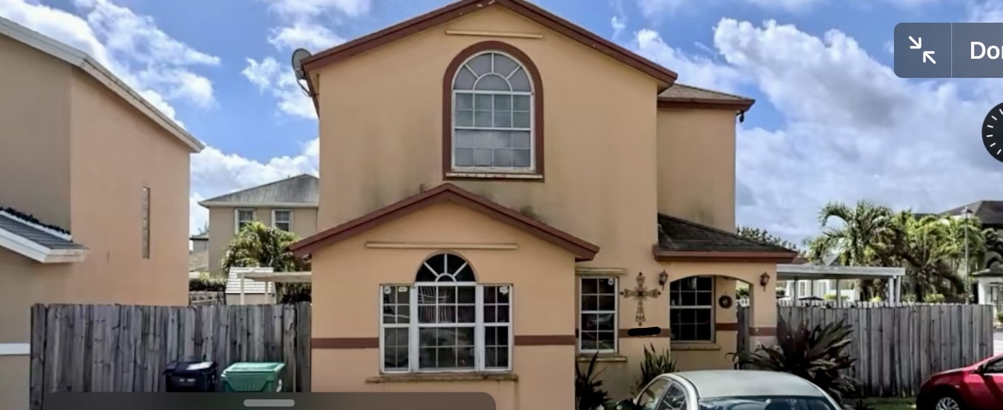 House before renovation - view 2